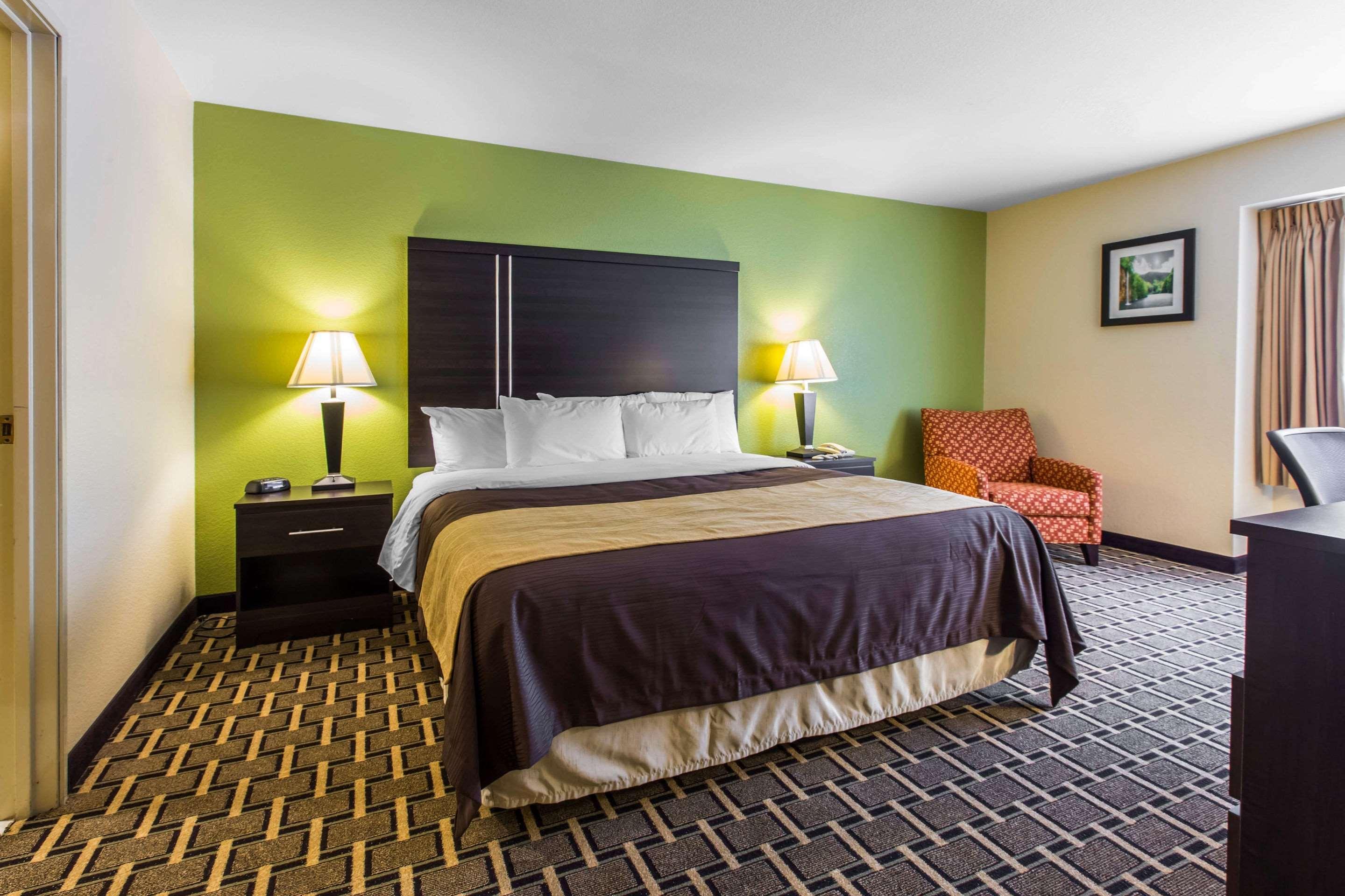 Quality Inn West Of Asheville Кантон Екстер'єр фото