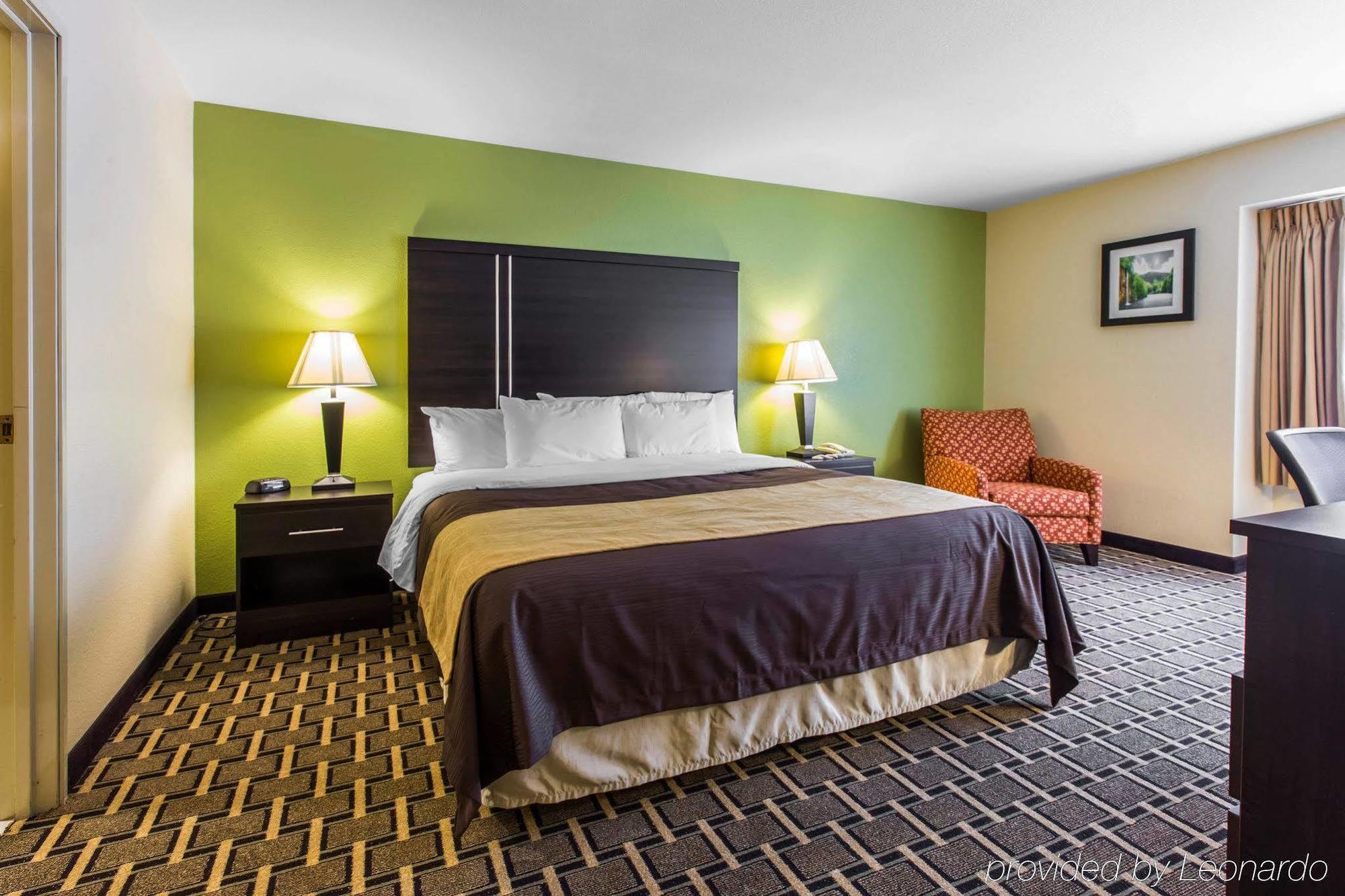 Quality Inn West Of Asheville Кантон Екстер'єр фото
